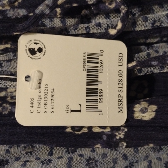 Free People NWT Because I Love You top - Picture 4 of 4